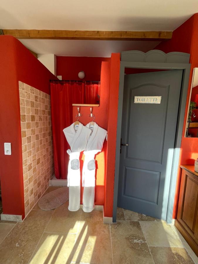 오르곤 Mas De La Butte Blanche B&B 외부 사진